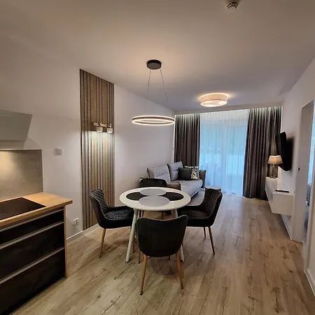 Modern White Kollataja 7a *